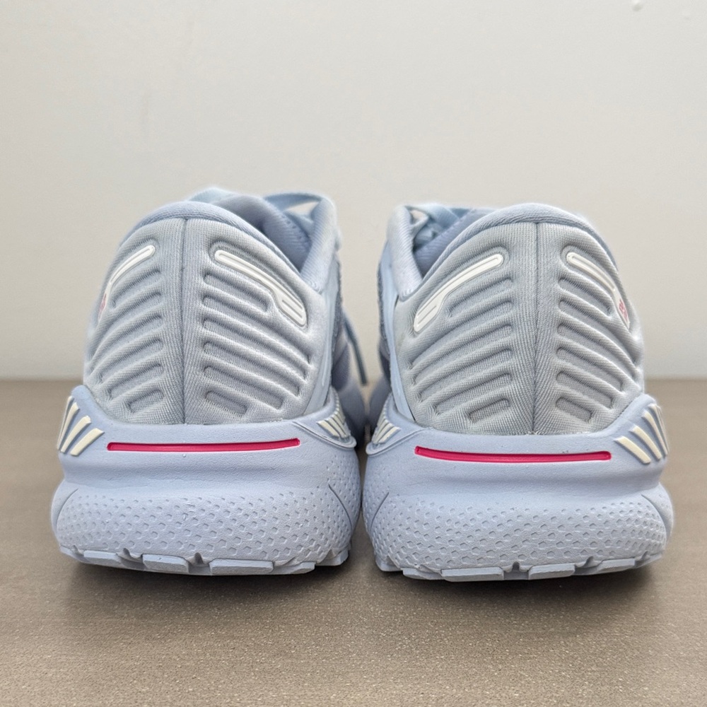 Brooks Adrenaline GTS 22 (Women's) - Picture 3 of 9